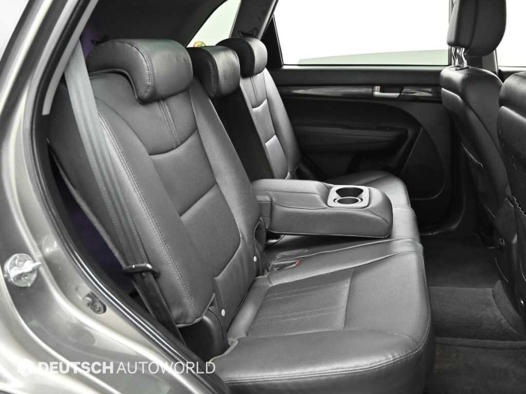KIA Sorento - Vista 12