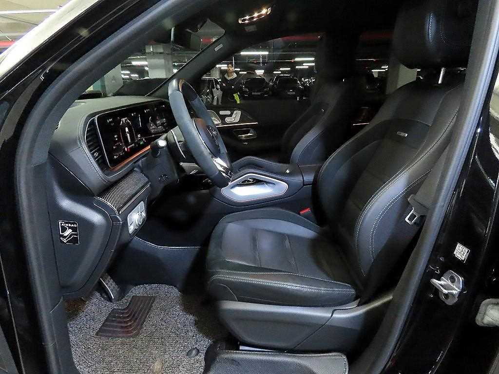 Mercedes Benz GLE Class - Vista 6