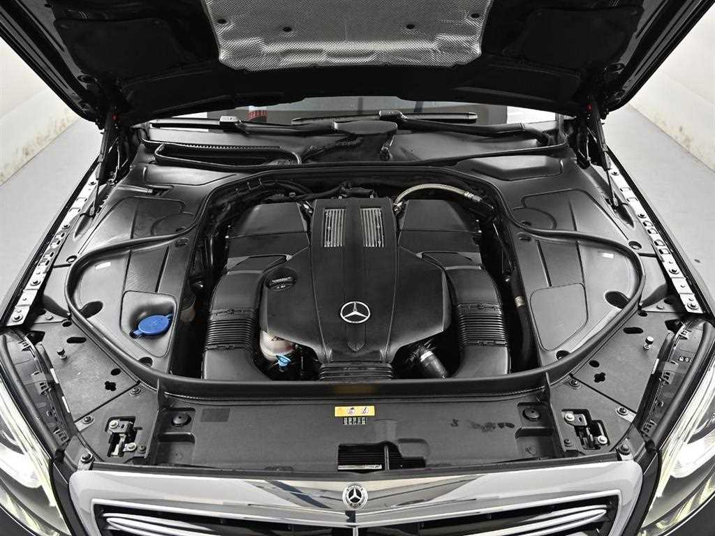 Mercedes Benz S Class - Vista 6