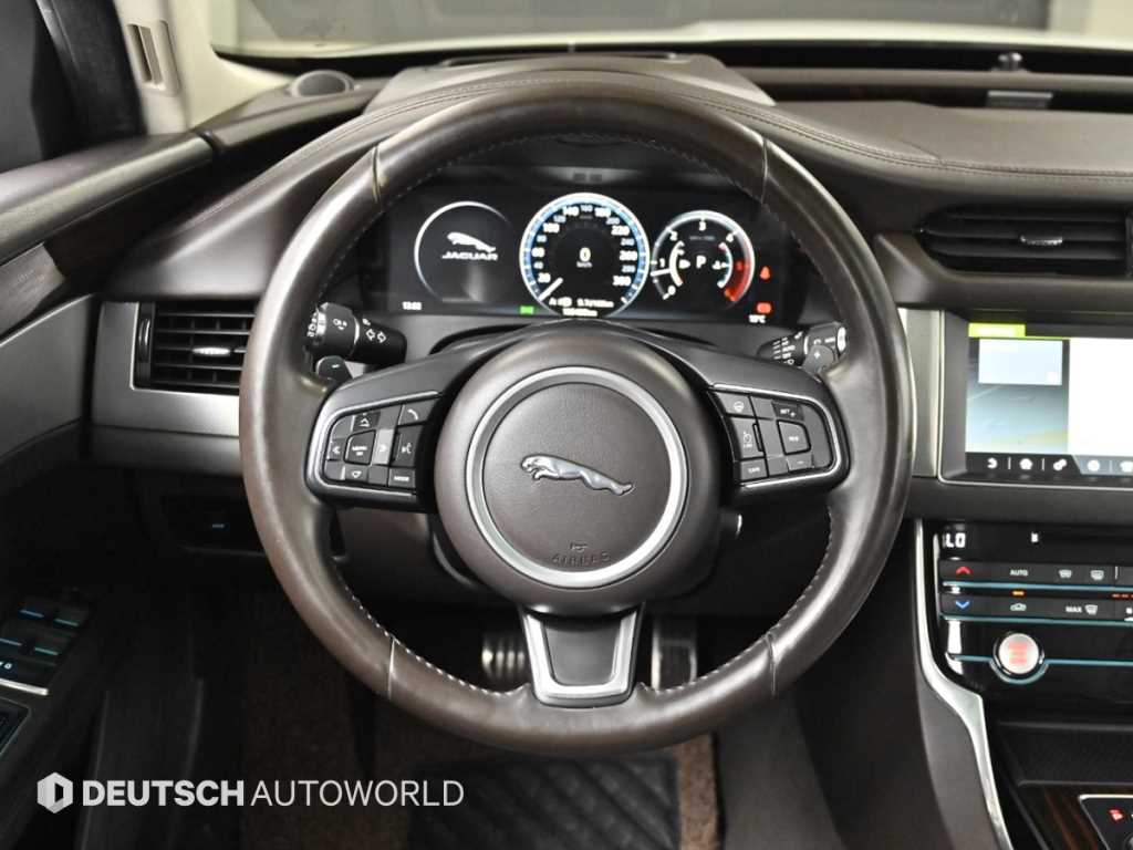 Jaguar XF 2017 - Importación desde Corea - HF Imports Iquique - Foto 13