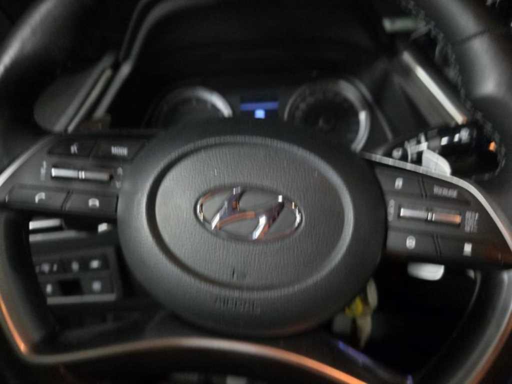 HYUNDAI Sonata - Vista 11