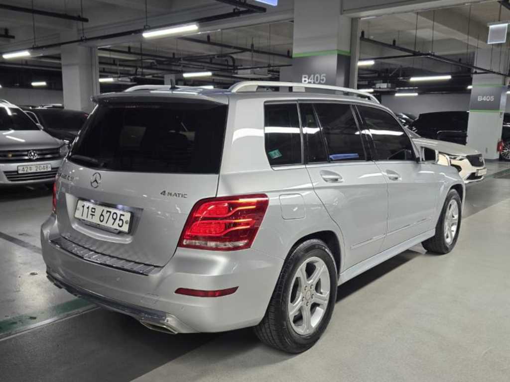 Mercedes Benz GLK Class - Vista 4