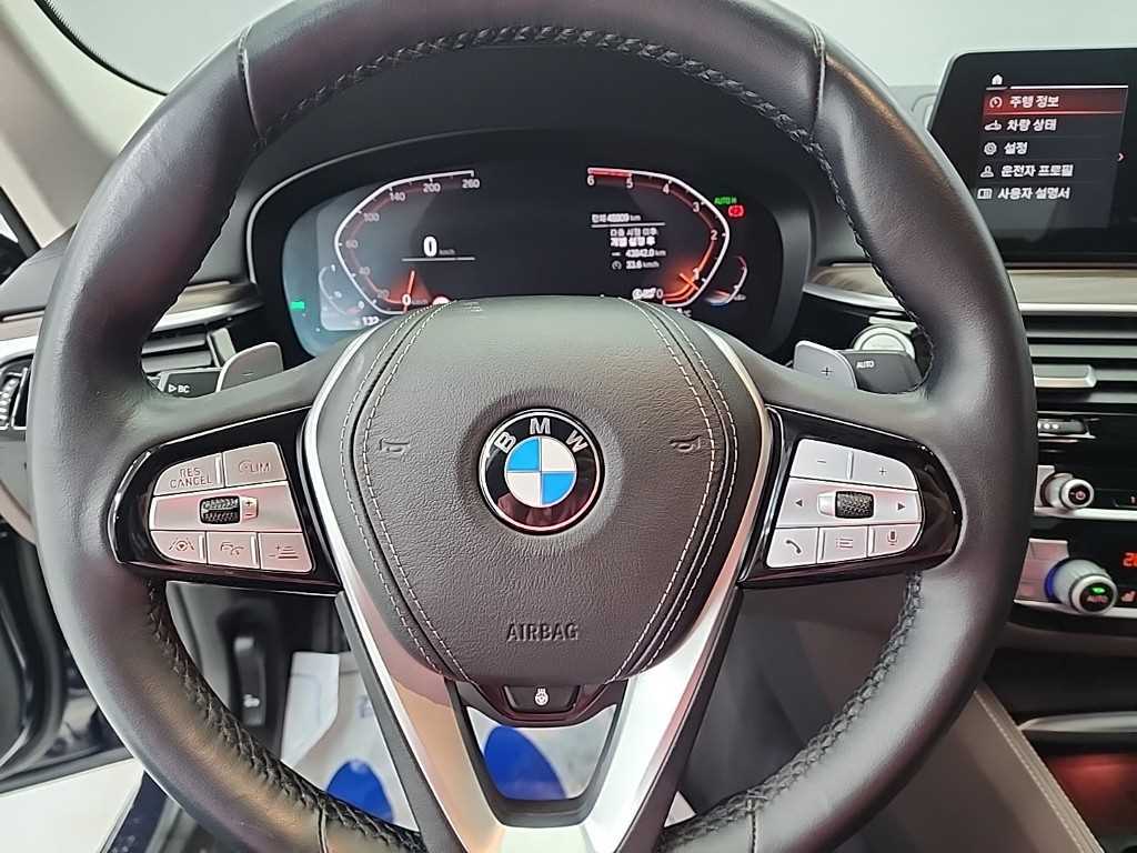 BMW 5 Series - Vista 9