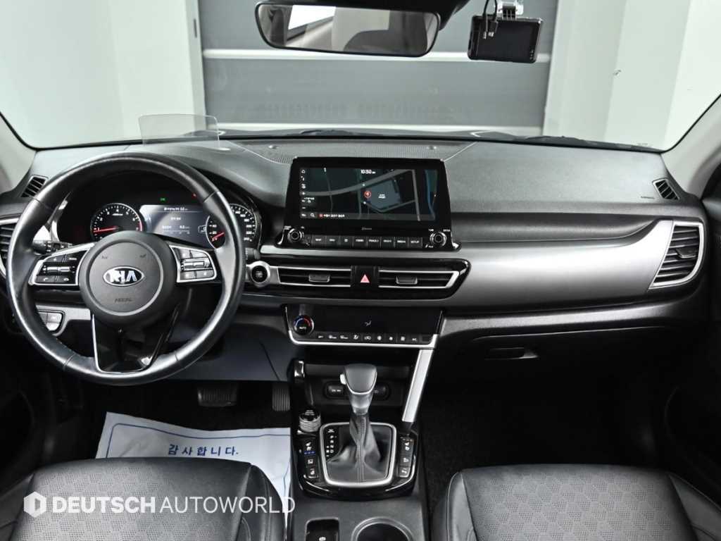 KIA Seltos - Vista 7