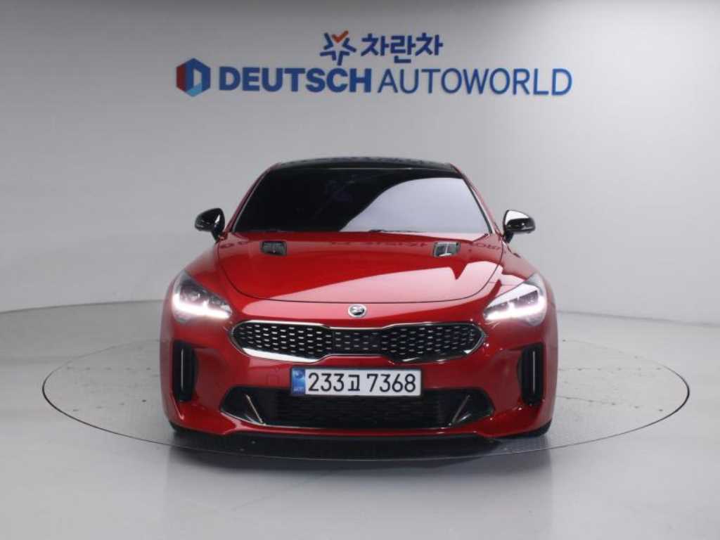 KIA Stinger - Vista 4