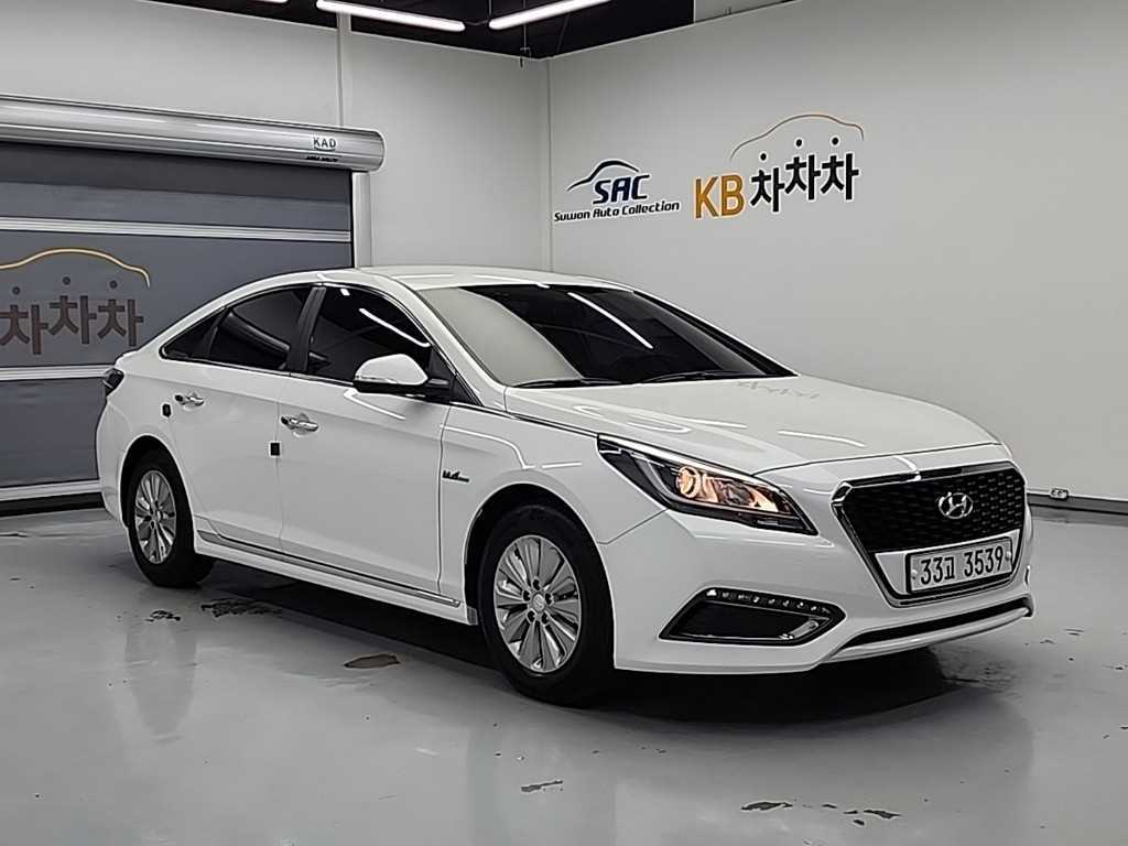 HYUNDAI Sonata - Vista 4