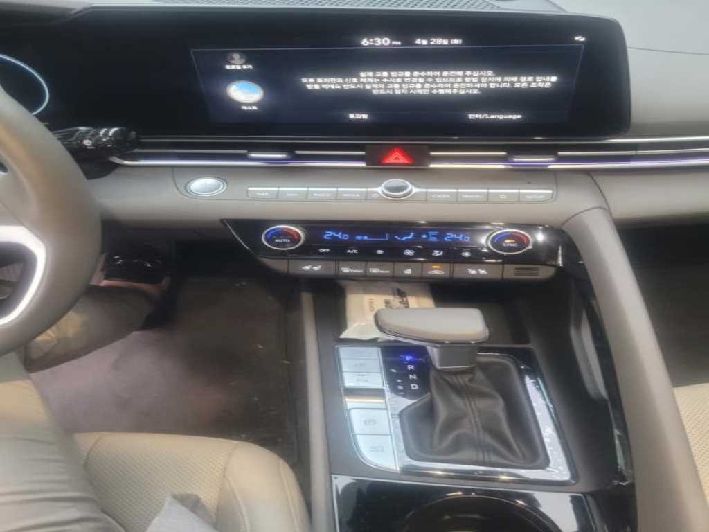 HYUNDAI Avante - Vista 4