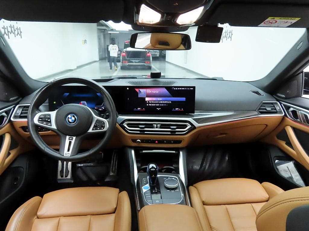 BMW i4 - Vista 7