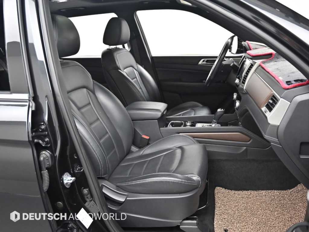 Ssangyong Rexton - Vista 10