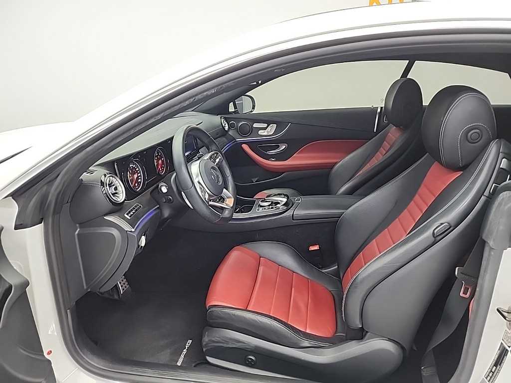Mercedes Benz E class - Vista 11