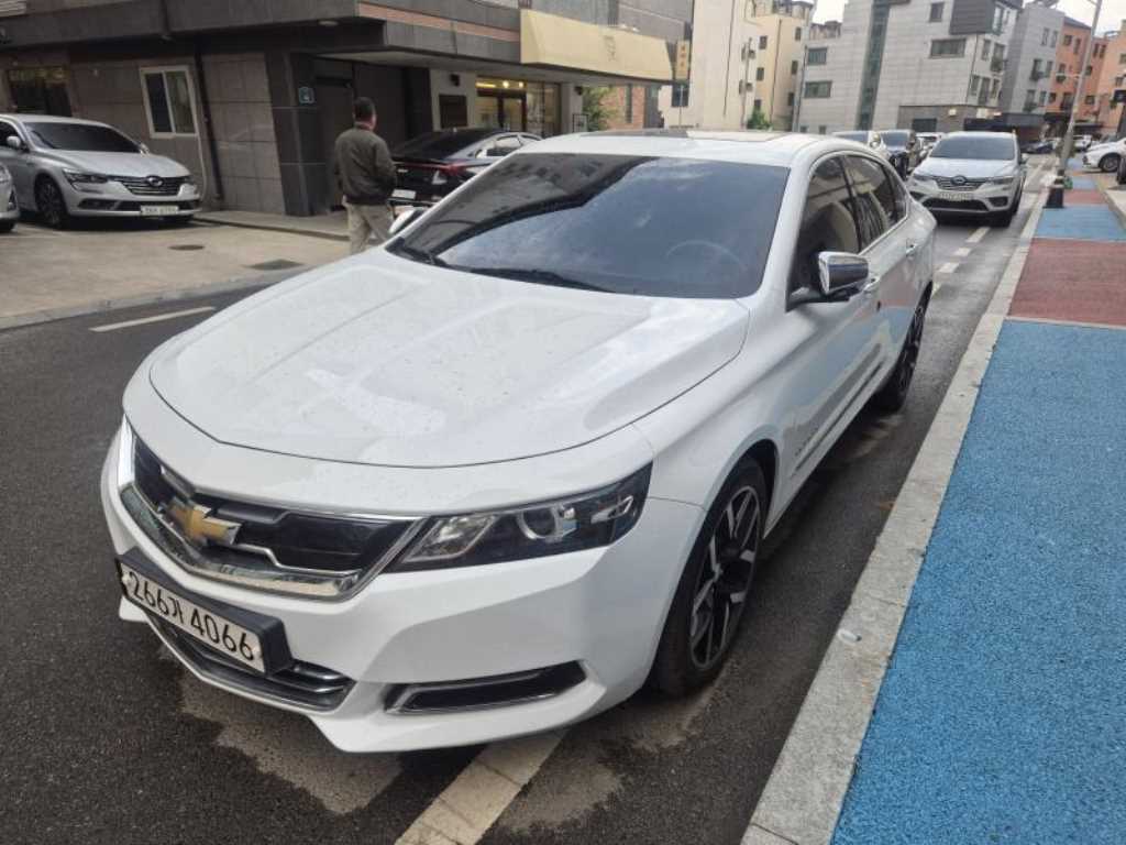 Chevrolet Impala - Vista 3