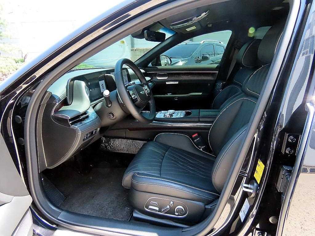 Genesis G90 - Vista 5