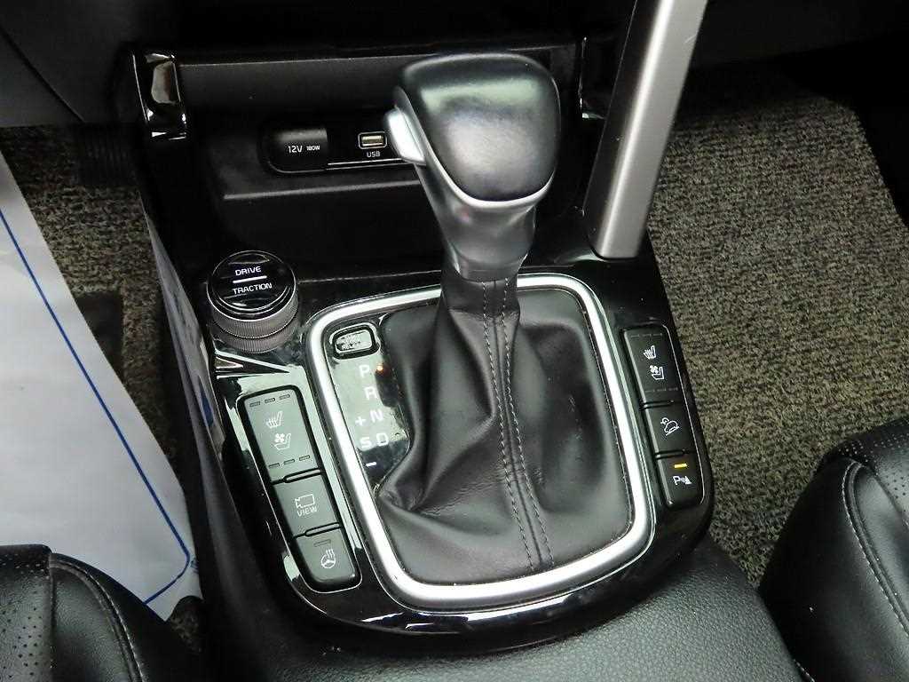KIA Seltos - Vista 10