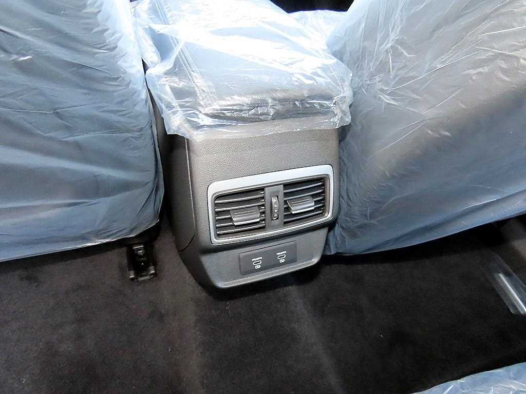SAMSUNG QM6 2026 Blanco - Importación desde Corea - HF Imports Iquique - Foto 16