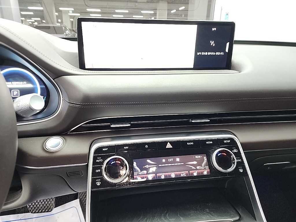 Genesis GV80 - Vista 10