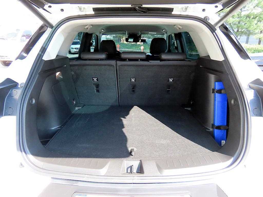 Chevrolet Trail Blazer 2022 Blanco - Importación desde Corea - HF Imports Iquique - Foto 18