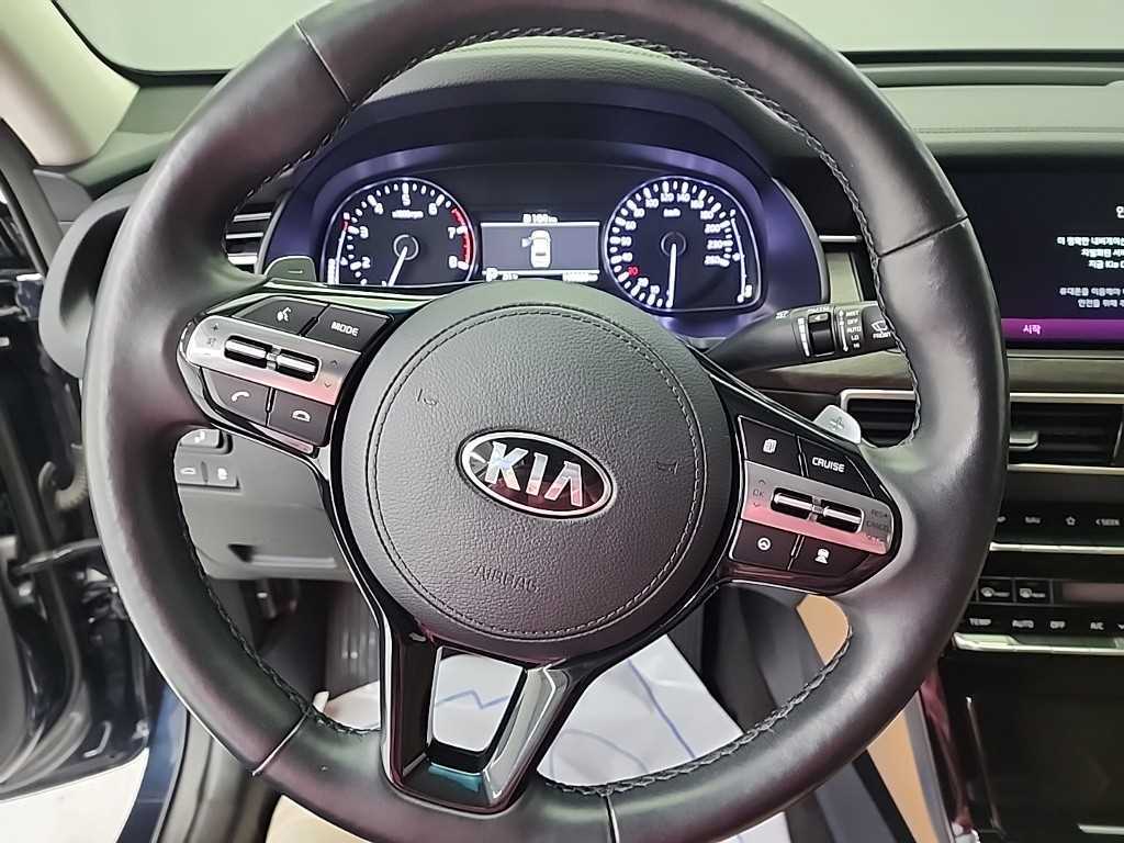 KIA K7 - Vista 9