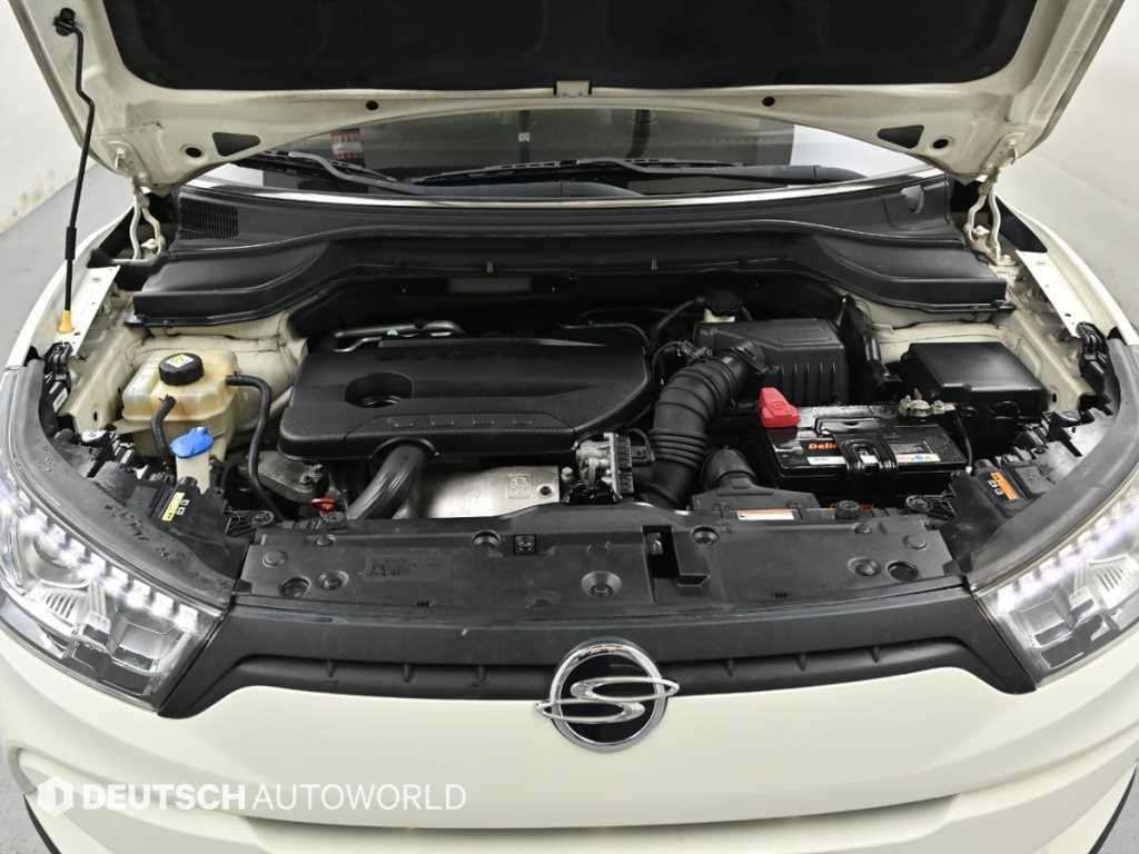 Ssangyong Tivoli - Vista 6