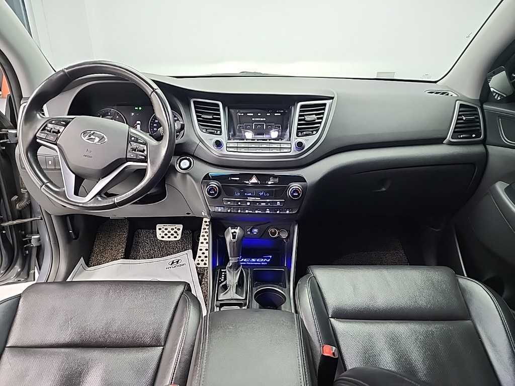 HYUNDAI Tucson - Vista 7