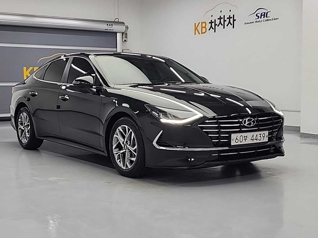 HYUNDAI Sonata - Vista 4