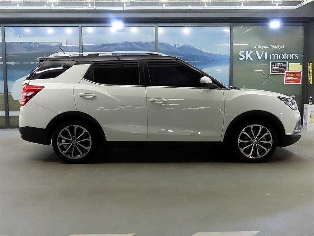 Ssangyong Tivoli - Vista 3