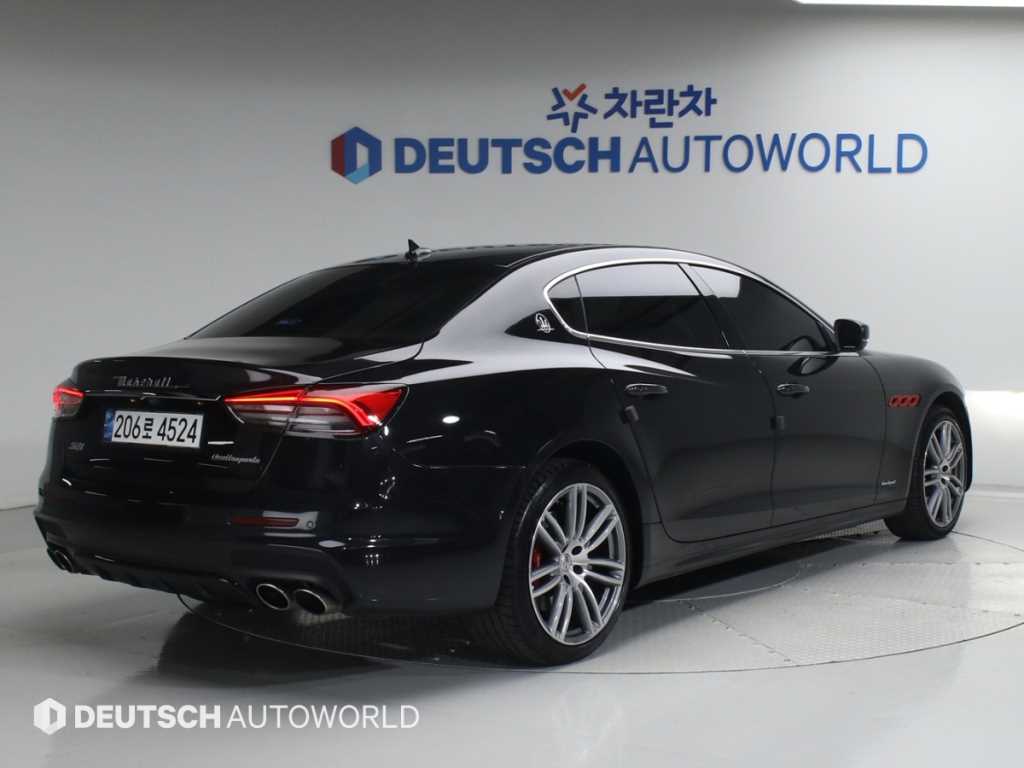 Maserati Quattroforte - Vista 3