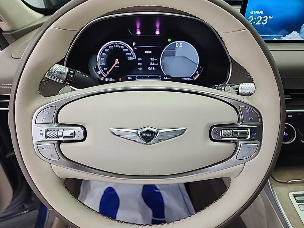 Genesis GV80 - Vista 9