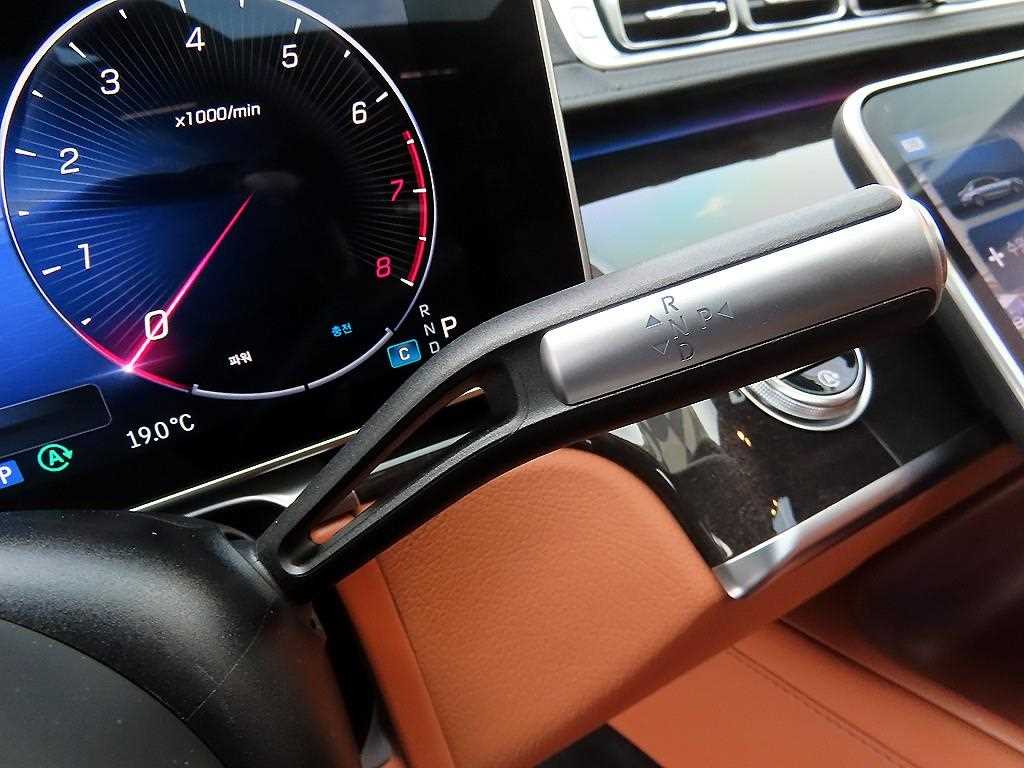 Mercedes Benz S Class - Vista 10