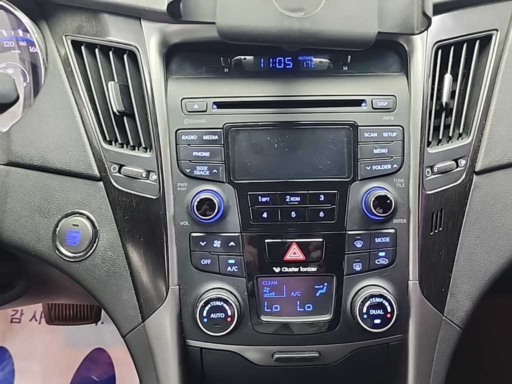 HYUNDAI Sonata - Vista 10