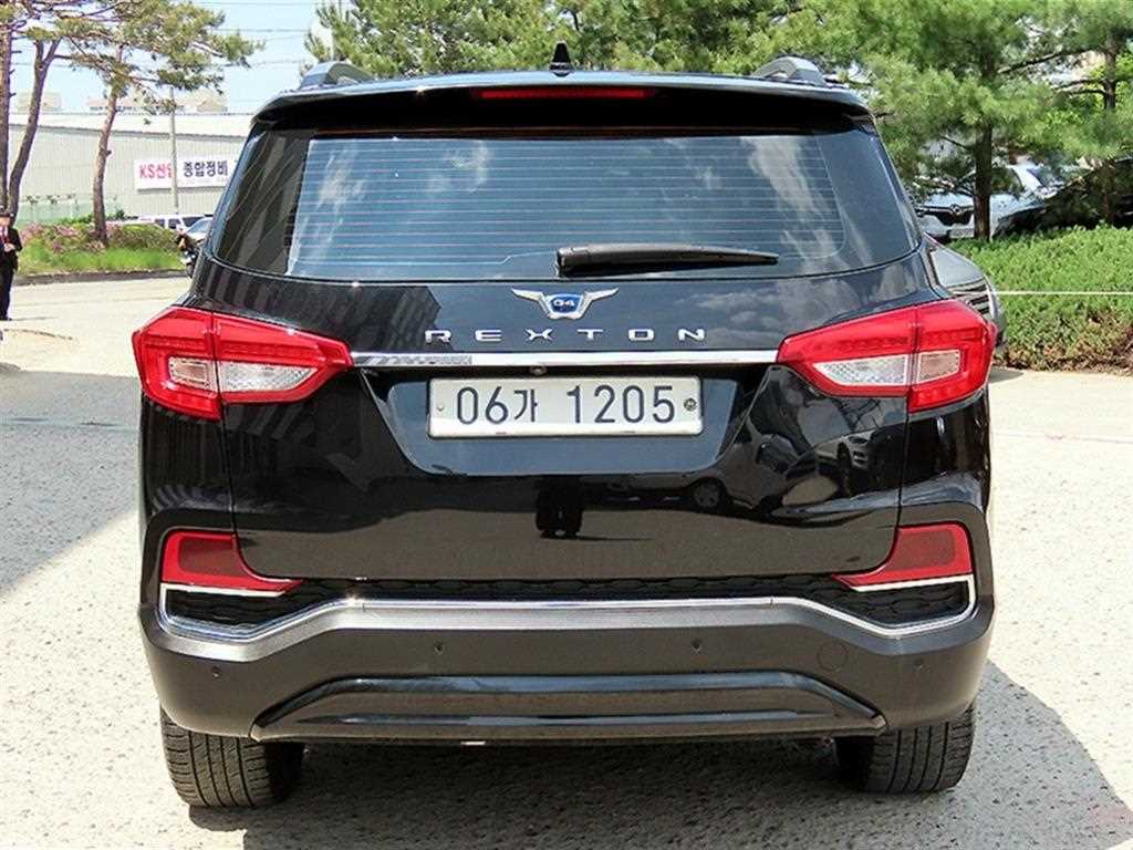 Ssangyong Rexton - Vista 4