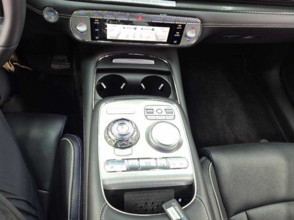 Genesis G90 2022 Negro - Importación desde Corea - HF Imports Iquique - Foto 13