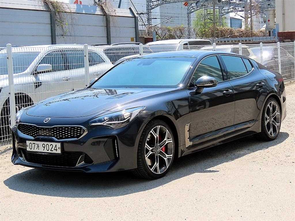 KIA Stinger - Vista 2
