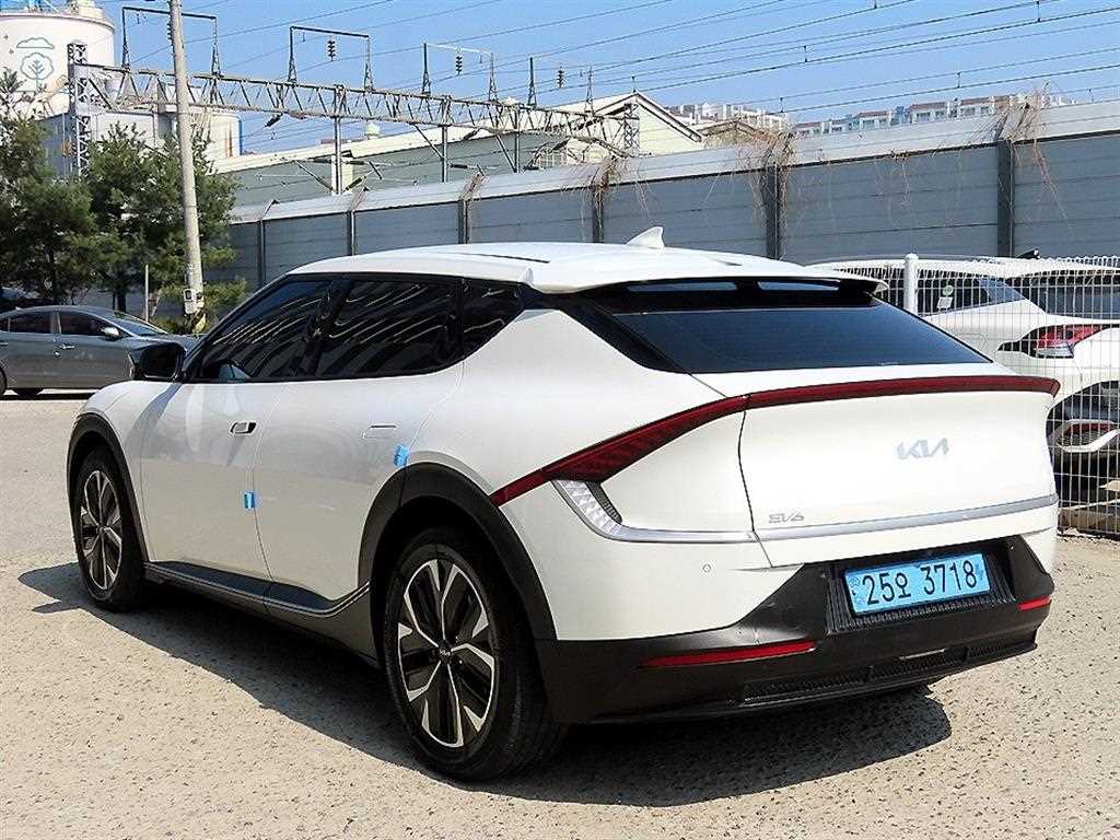 KIA EV6 - Vista 3