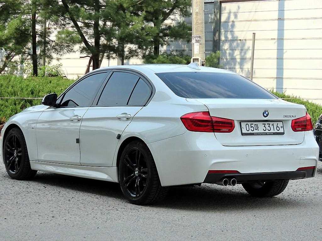 BMW 3 series - Vista 3