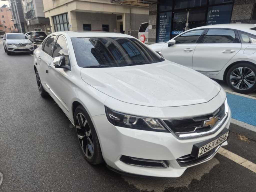 Chevrolet Impala - Vista 2