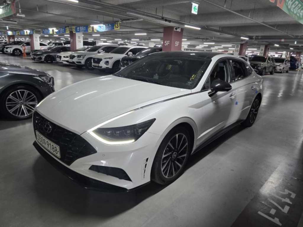 HYUNDAI Sonata - Vista 5