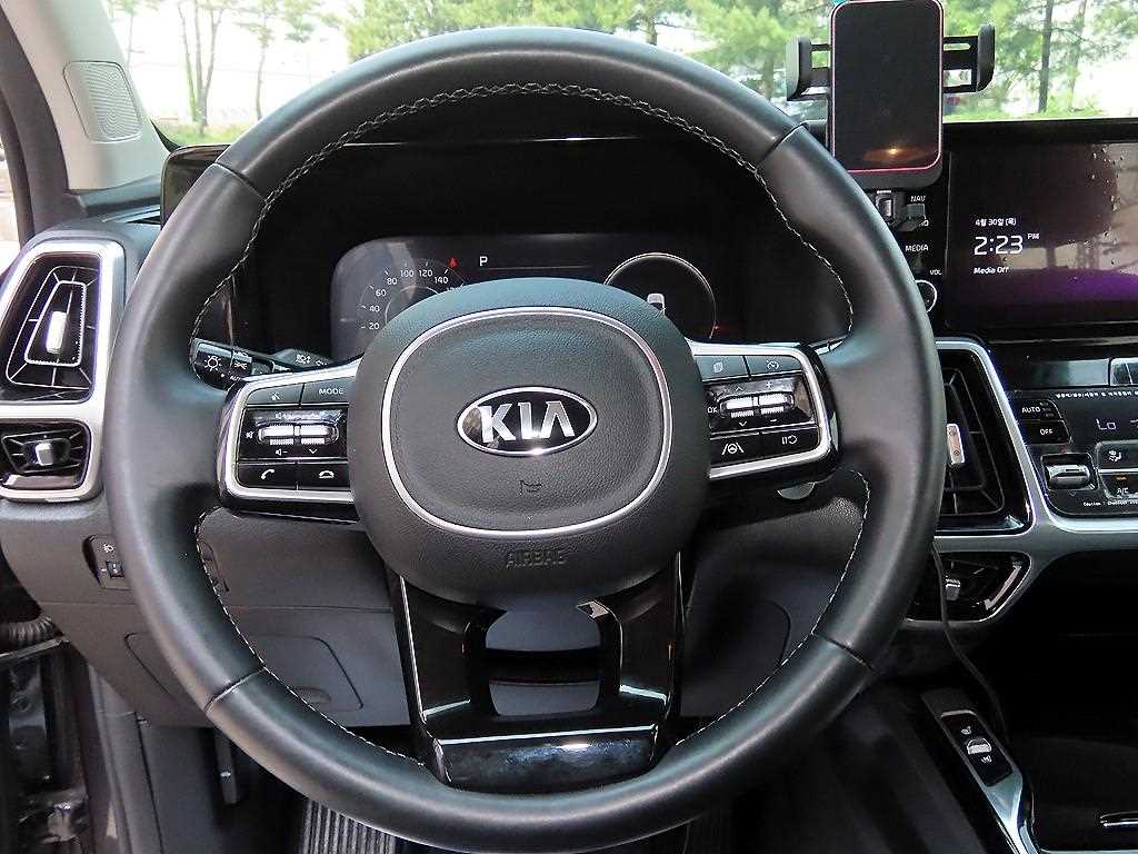 KIA Sorento - Vista 8