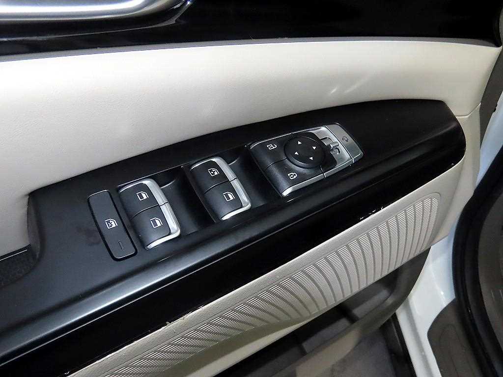 KIA Carnival 2023 - Importación desde Corea - HF Imports Iquique - Foto 13