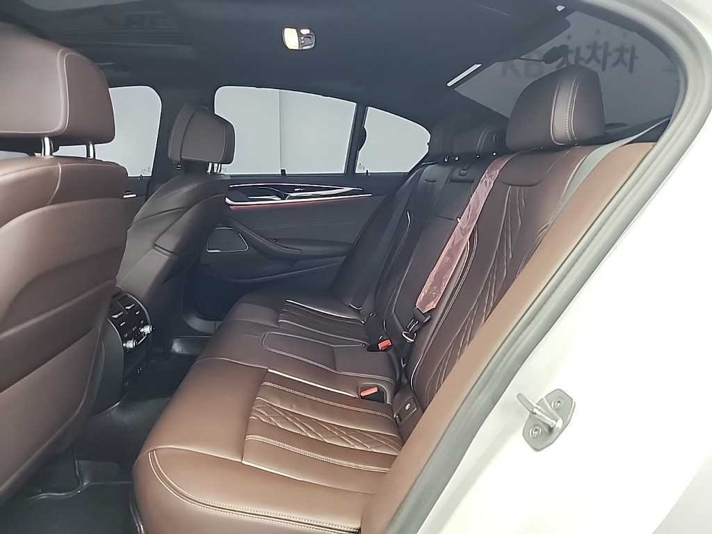 BMW 5 Series - Vista 12