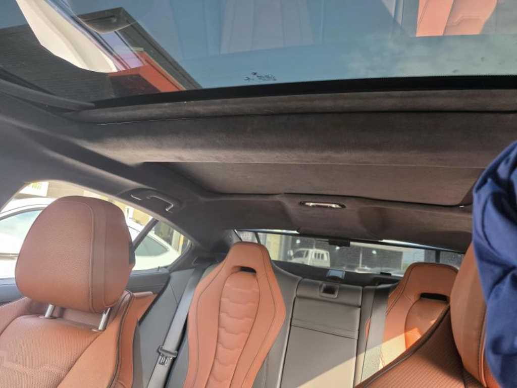 BMW 8 Series - Vista 12
