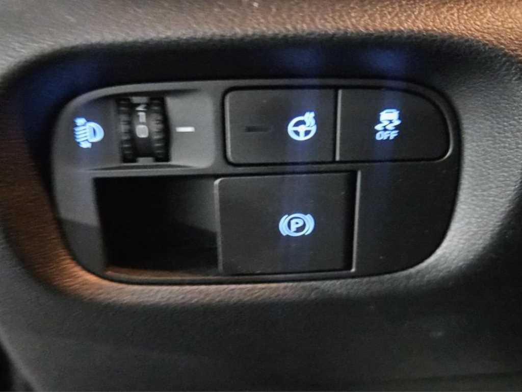 HYUNDAI Casper - Vista 9