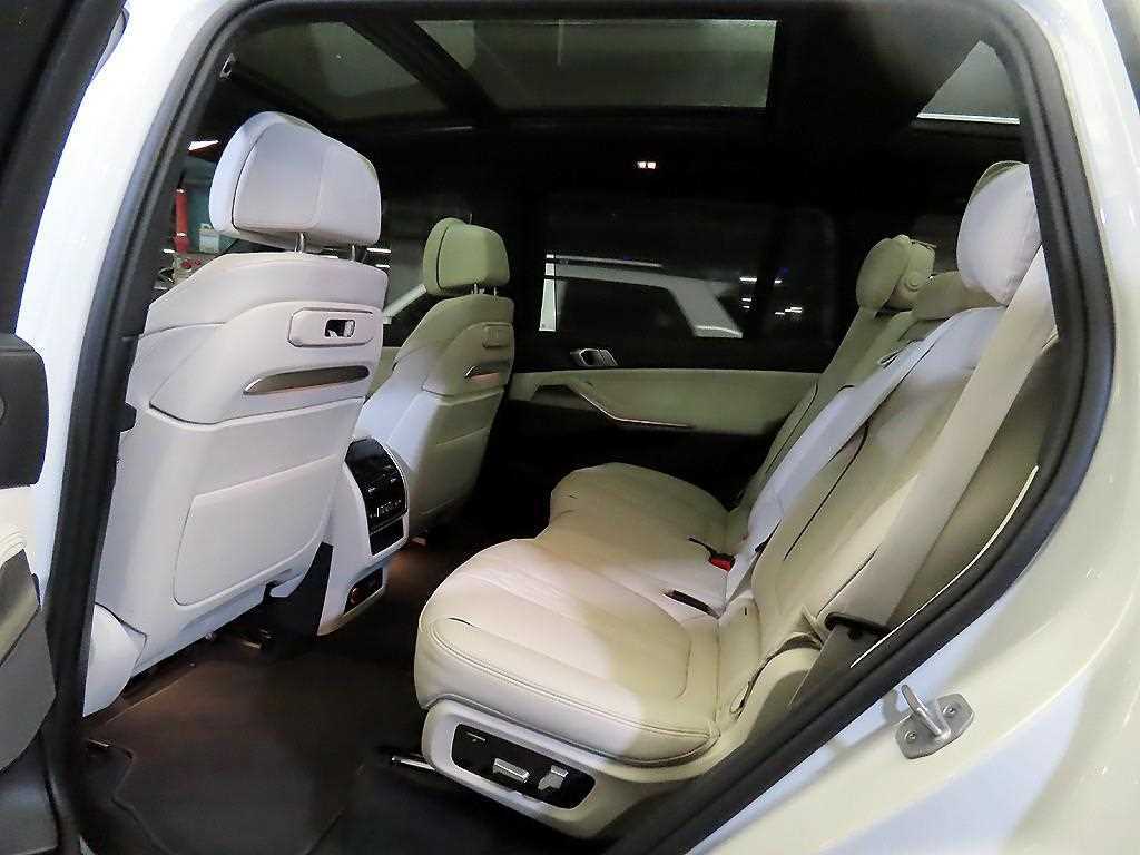BMW X7 - Vista 7