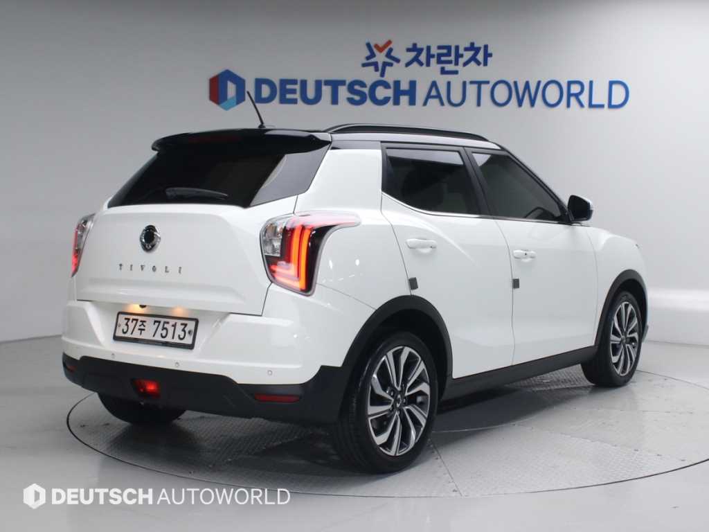 Ssangyong Tivoli - Vista 2