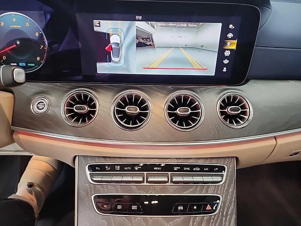 Mercedes Benz E class - Vista 10