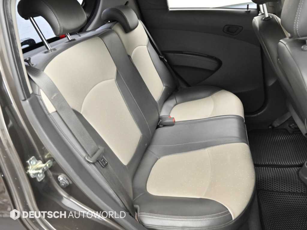 Chevrolet Spark - Vista 12