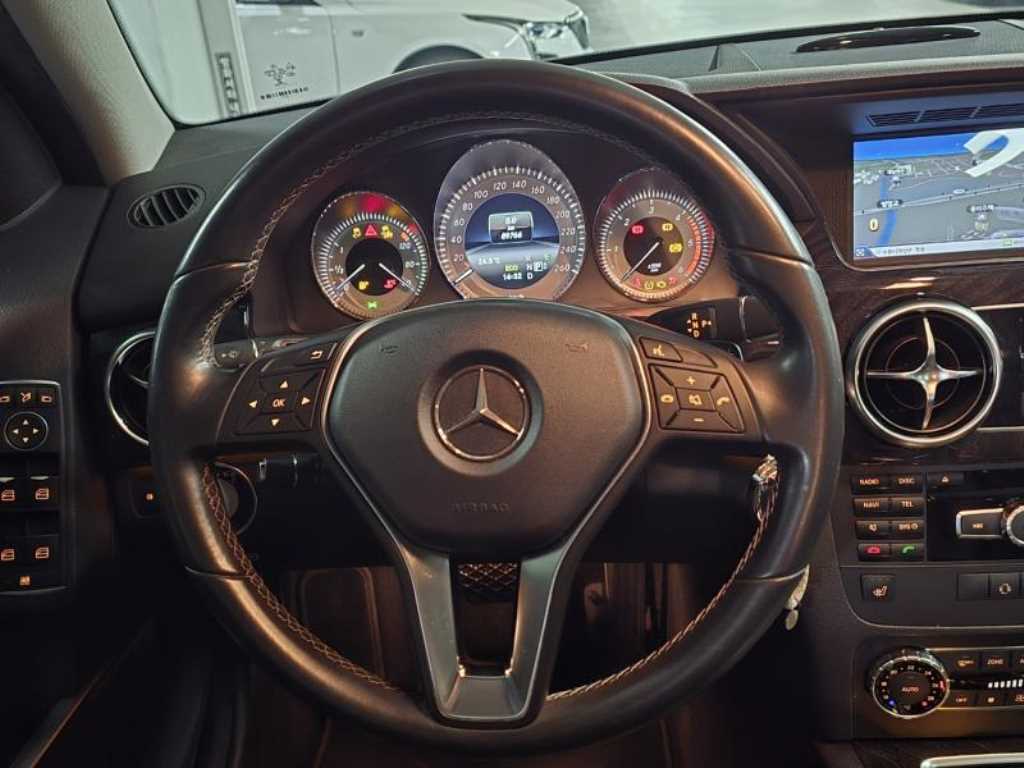 Mercedes Benz GLK Class 2015 Plateado - Importación desde Corea - HF Imports Iquique - Foto 17
