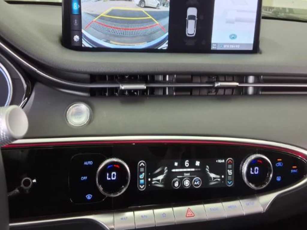 Genesis GV70 - Vista 10