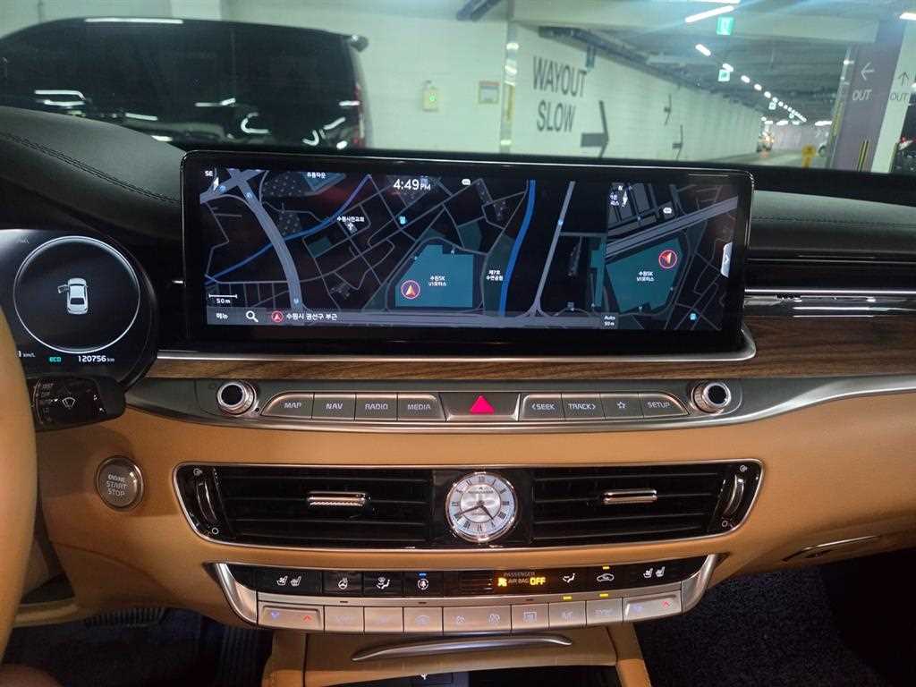 KIA K9 - Vista 8
