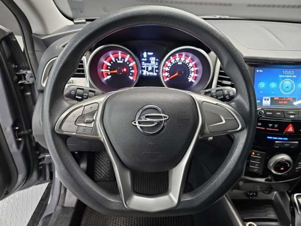 Ssangyong Tivoli - Vista 7