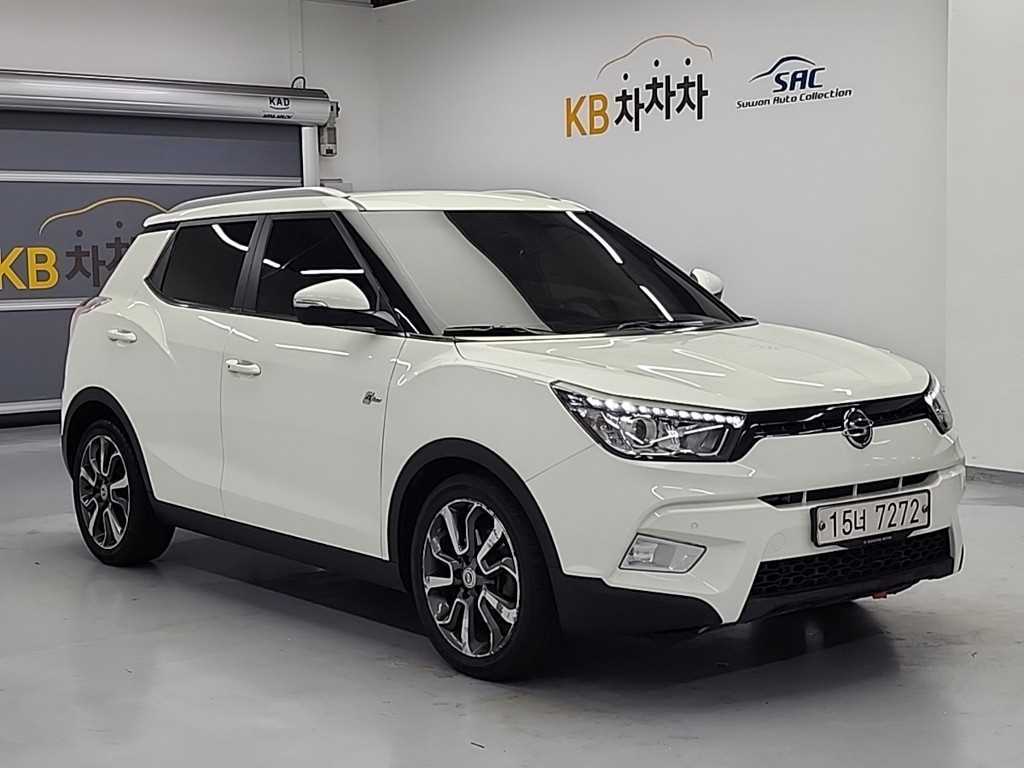Ssangyong Tivoli - Vista 4